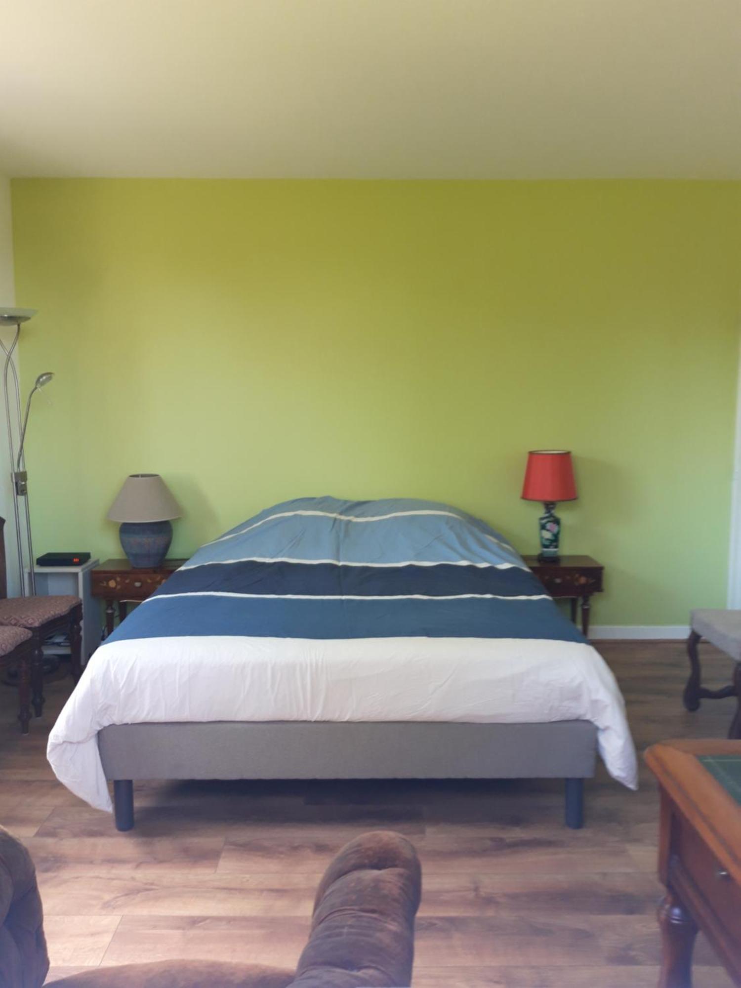 Chambre D'Hote Saint-Remy-en-Rollat ภายนอก รูปภาพ